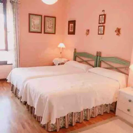 Casa La Botica Semesterbostad Nueva De Llanes